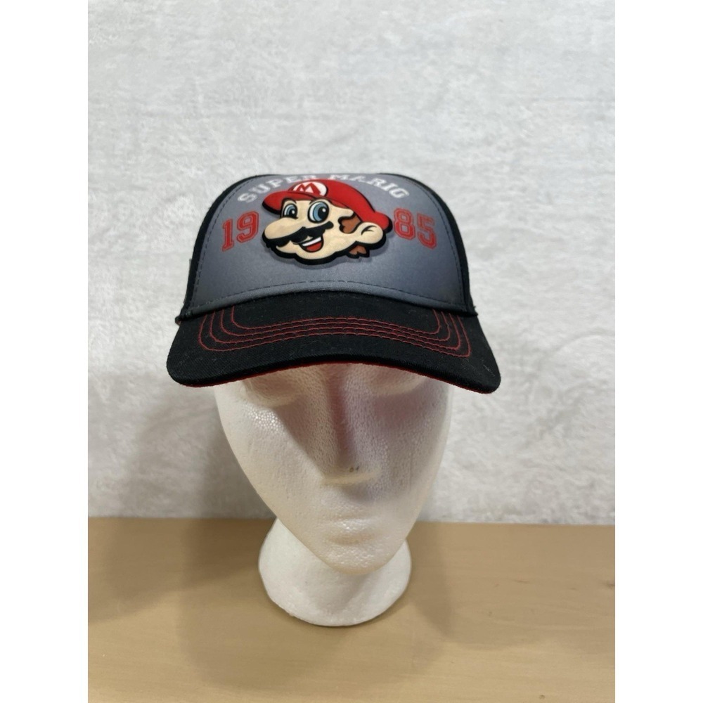 Super‎ Mario Snapback Hat Gray/Black Red Stitching 1985 Mario Face Youth Boys